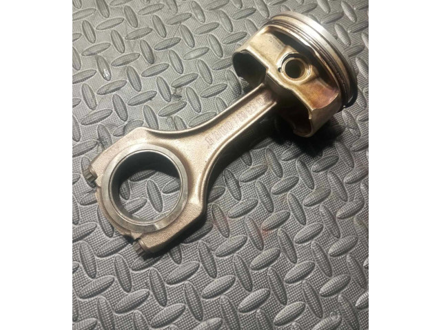Píst 7838623   BMW M5    S85 B50AA 