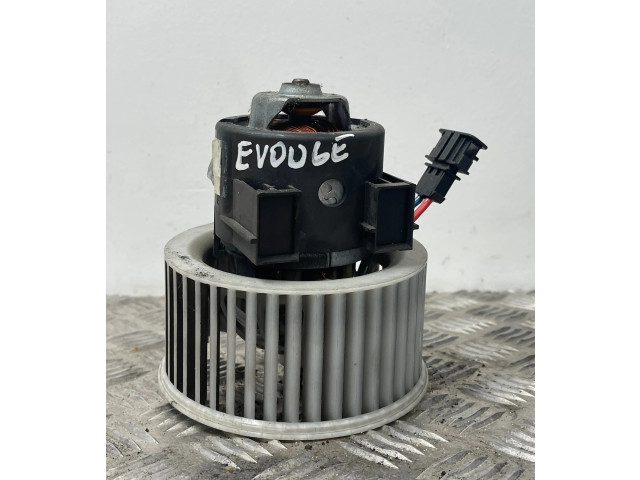 Вентилятор печки    0018302608   Land Rover Range Rover Evoque L538