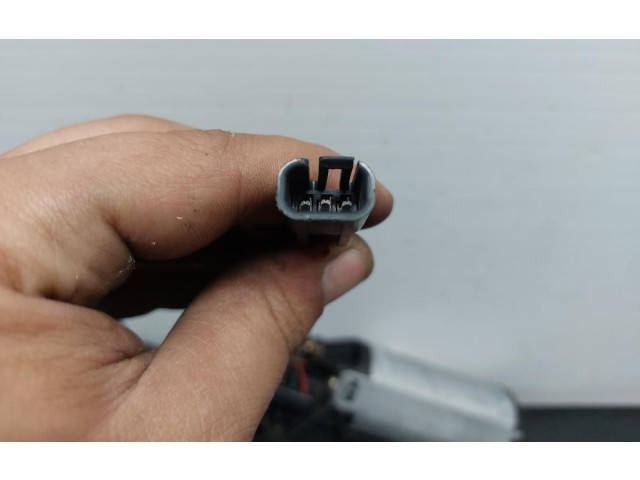 Моторчик заднего дворника 0000614V013    Smart ForFour I