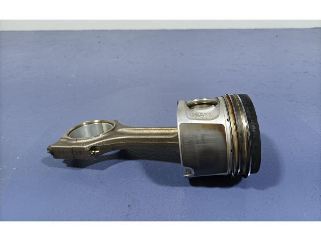 Píst 7810825, 7810825   BMW X1 E84     