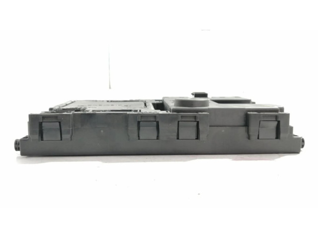   Pojistková skříňka    Peugeot 406 