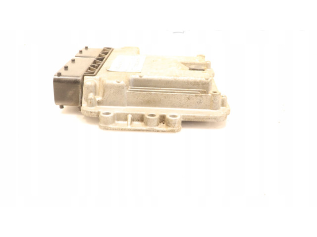 Блок управления двигателем ECU    Fiat Doblo