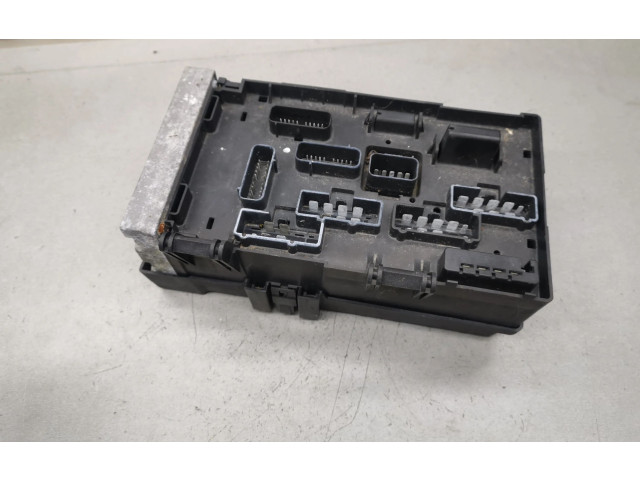   Pojistková skříňka 04727080AC, 04727558AC   Chrysler Voyager 2003