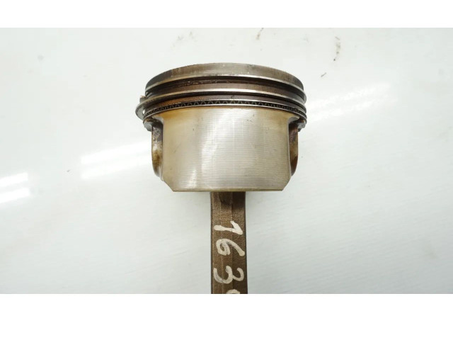Píst    Opel Signum    Z20NET 