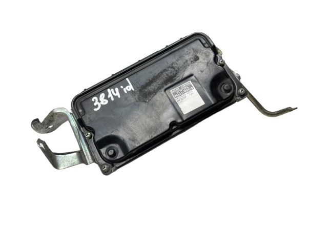 Řídící jednotka 8966105G10, MB2762000570   Toyota Avensis T270 2016