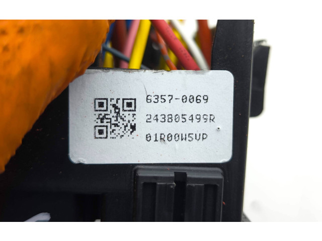   Pojistková skříňka 63570069, 243805499R   Renault Captur II 2022