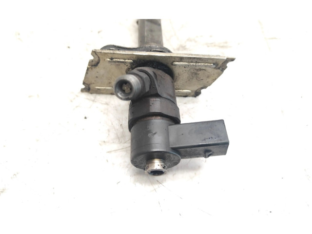 Форсунка 0445110114, 057130276H    Audi A8 S8 D2 4D   
