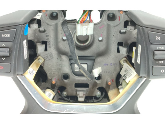 Руль Hyundai Genesis   -  года 56183B1000      
