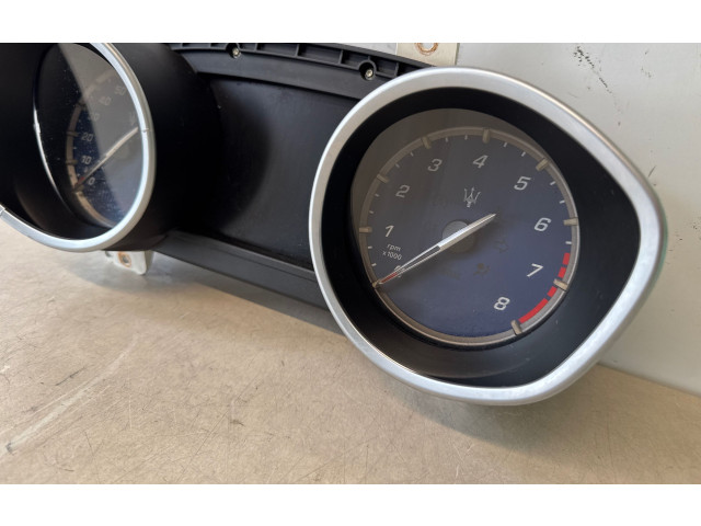 Панель приборов 670030640   Maserati Ghibli       