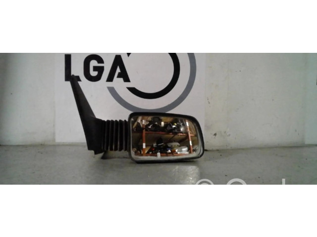 Zpětné zrcátko pravé Peugeot 205 1992  8148A2  