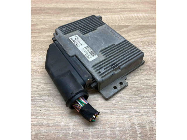 Řídící jednotka S113721102D, 7700103799   Renault Safrane 1992