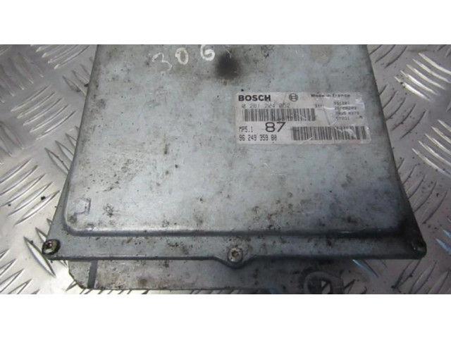Řídící jednotka 0261204052, 9624935980   Peugeot 306 1996