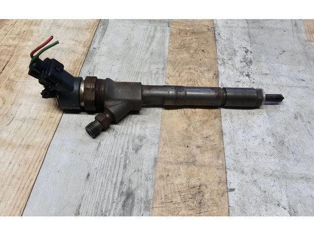 Vstřikovač 0445110227   Toyota Auris 150     