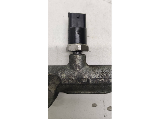 Топливная рампа 0445214023   Jeep Cherokee III KJ  