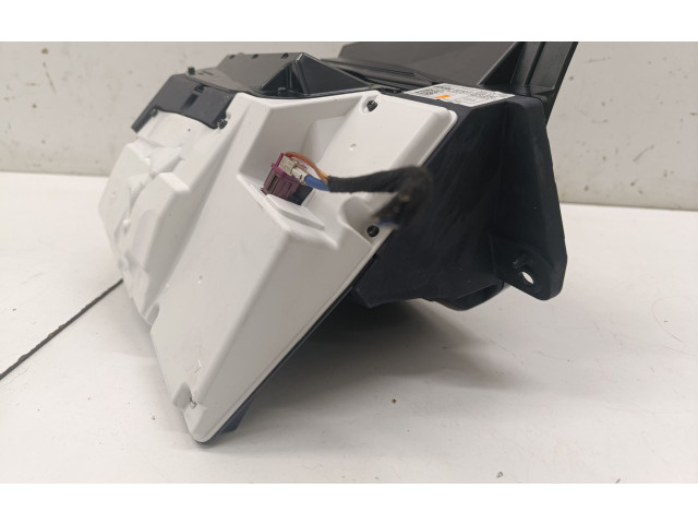 Дисплей    5A589A6   BMW M3 G80