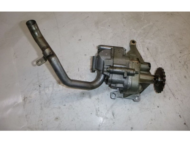 Масляный насос  OM646.961 6111810201, 6111810201  Mercedes-Benz E AMG W211 