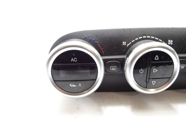Блок управления климат-контролем 156099234, 0561481791   Alfa Romeo Giulietta