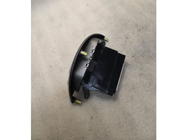 Блок управления климат-контролем 559002J130, 1464309534   Toyota Previa (XR30, XR40) II