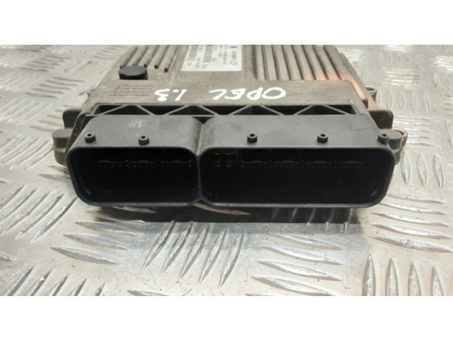 Блок управления двигателя 55194015, ZF   Opel Corsa D