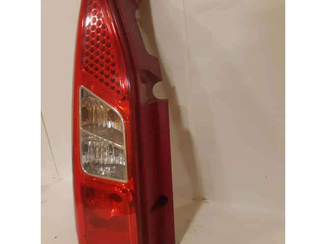 Задний фонарь  9680545280, 9677205180    Citroen Berlingo   2008-2018 года