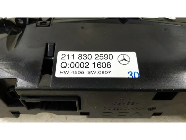 Блок управления климат-контролем 2118302590, 2118303390   Mercedes-Benz E W211