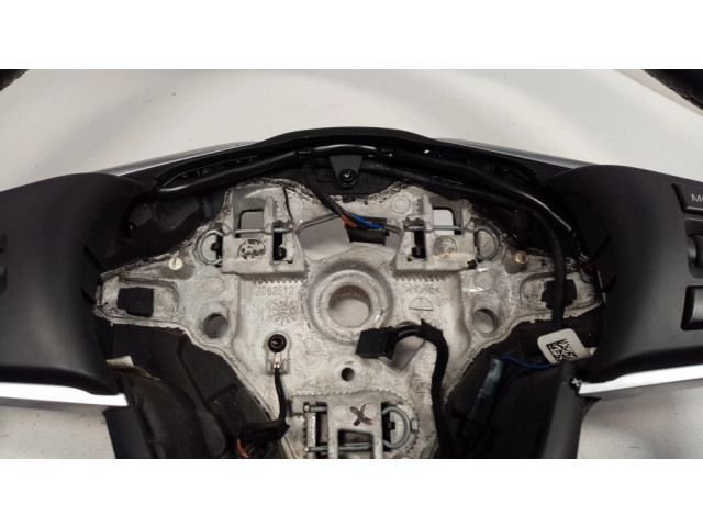 Руль BMW X1 F48 F49  2015-2022 года 32306860358      