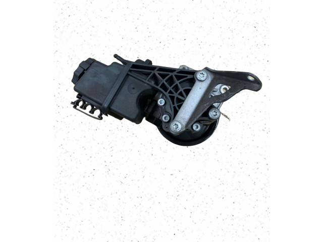 Насос усилителя руля A0064667801, 7693900525   Mercedes-Benz C AMG W205