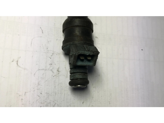 Vstřikovač 0280150715   BMW 5 E34     