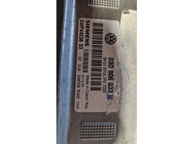 Блок управления двигателя 03D906033H, 5WP4423803   Volkswagen Fox