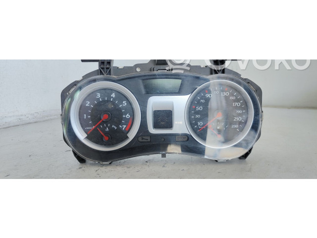 Přístrojová deska  Renault Clio III 2010 8200305019F  