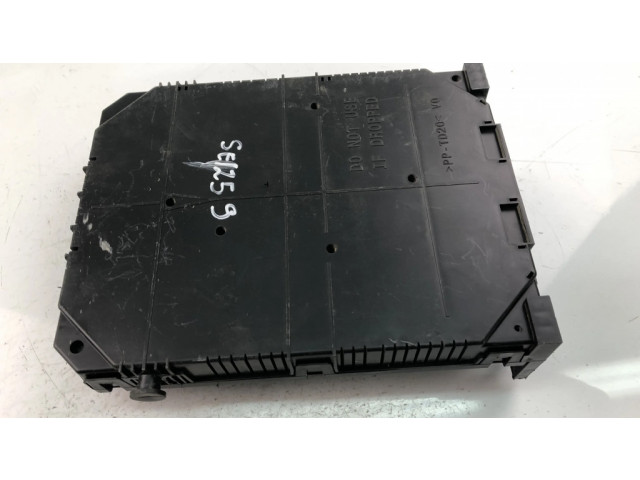   Pojistková skříňka 9832881380   Citroen C5 2020