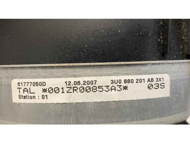 Подушка безопасности водителя 3U0880201AB   Skoda Superb B5 (3U)