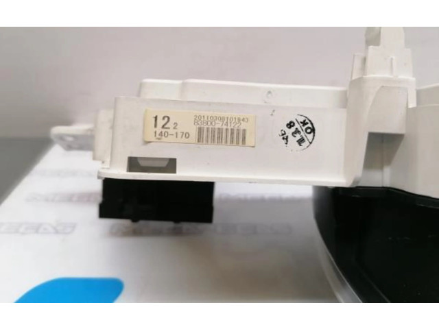 Панель приборов 769166-590, 83800-74122   Toyota iQ       