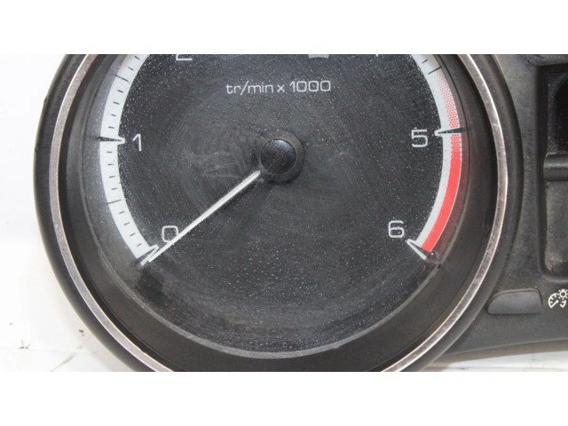 Přístrojová deska  Peugeot 308 2011 9665107480  