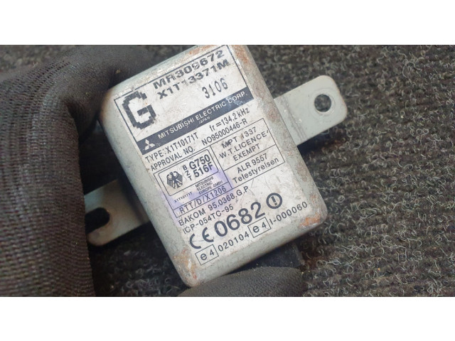 Блок управления MR309672, X1T13371M   Mitsubishi Carisma