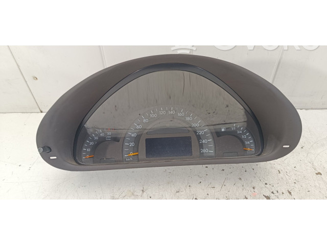 Панель приборов A2035401311   Mercedes-Benz C W202       