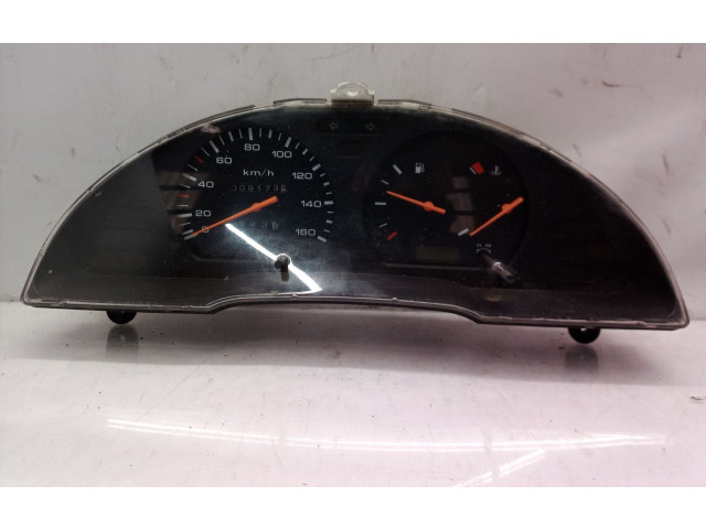 Přístrojová deska  Nissan Vanette 1995 21066601, 21066601  