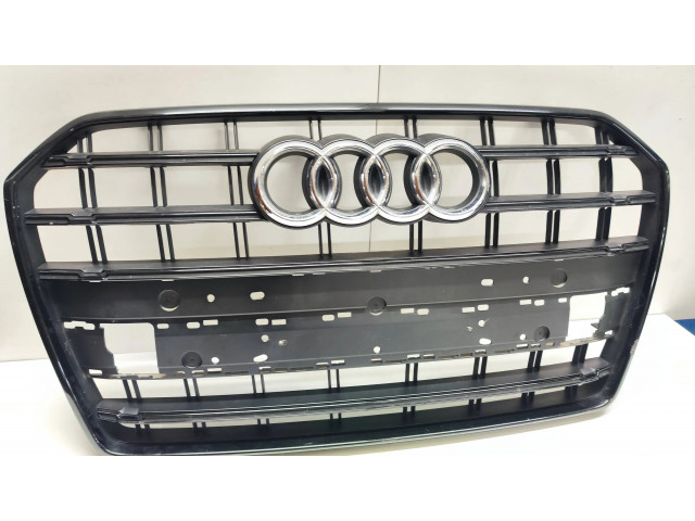 Верхняя решётка Audi A6 C7 2011- года 4G0853653T      