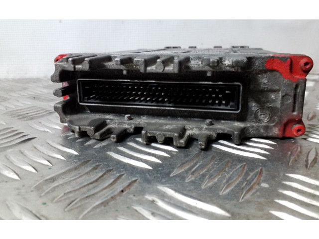 Блок управления двигателя 0281001878, 820059887   Renault Kangoo I