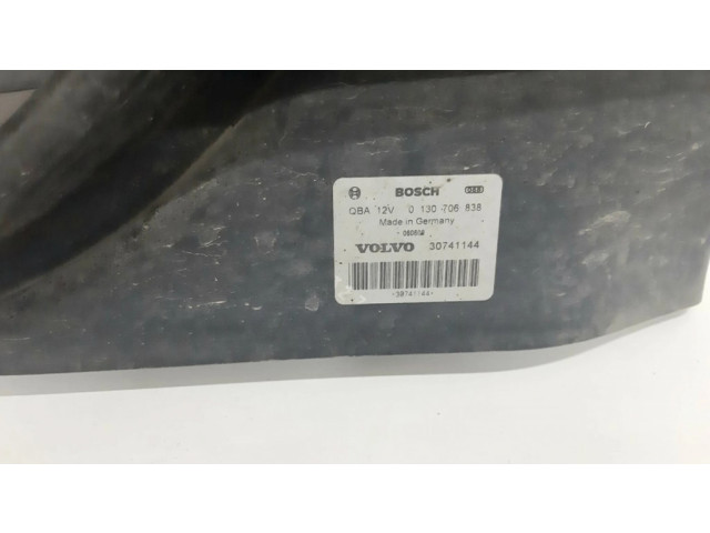 Вентилятор радиатора     30741144, 3137229010    Volvo V70 2.4