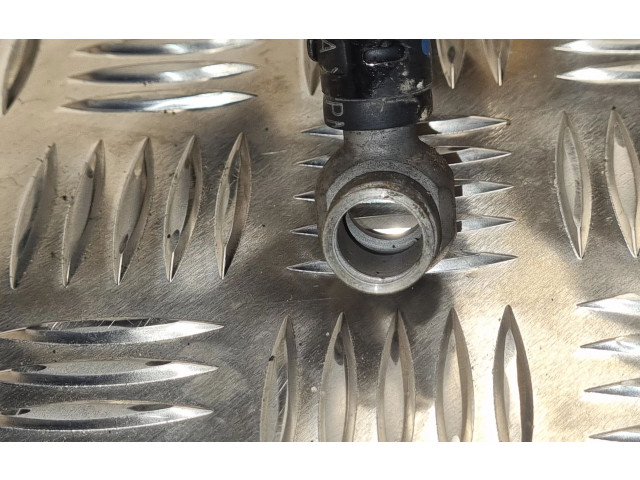 Vstřikovač 7L6919679F, 059130755J   Volkswagen Touareg I     