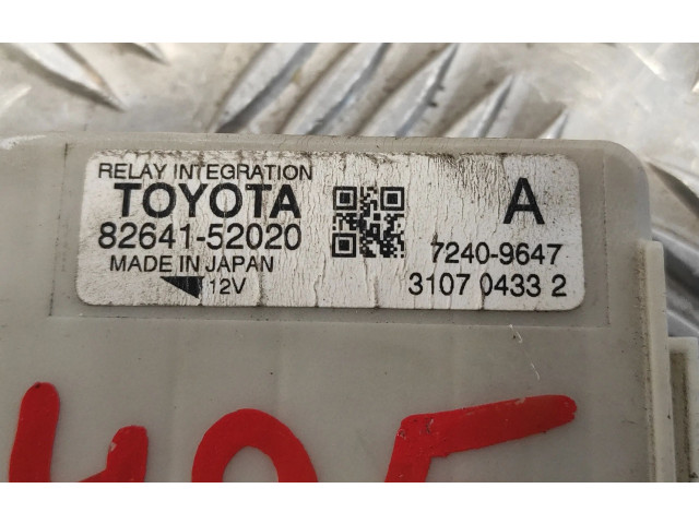 Блок управления 8264152020, 72409647   Toyota Yaris