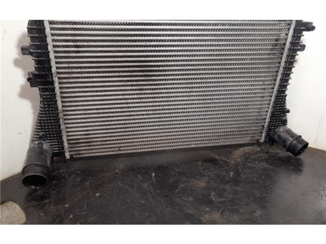 Интеркулер  3C0145805AM   Volkswagen Tiguan 