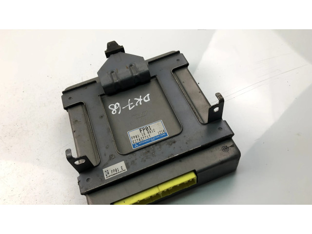 Řídící jednotka FP0118881C   Mazda 626 2000