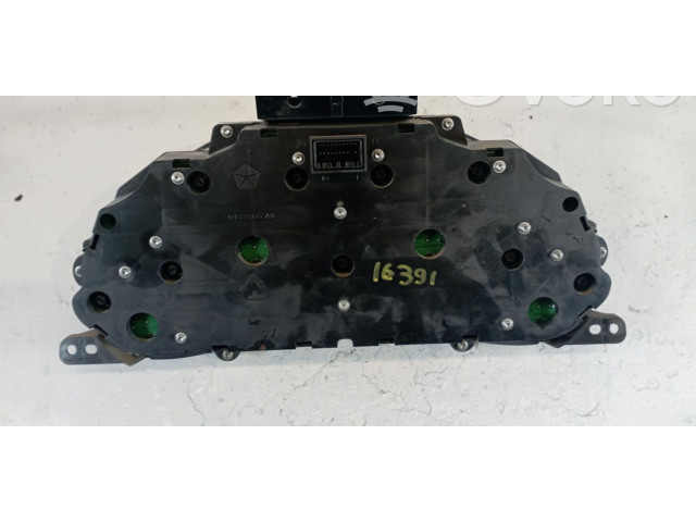 Přístrojová deska  Jeep Cherokee III KJ  A253163181  