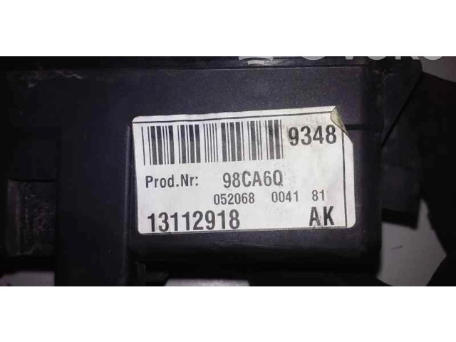 Pojistková skříňka Řídící jednotka BSM 13112918   Opel Vetra C 2003