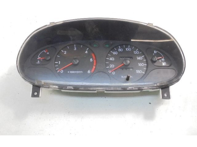 Přístrojová deska  Toyota Hiace (H10) 2001 94004-4A110, 94004-4A110  