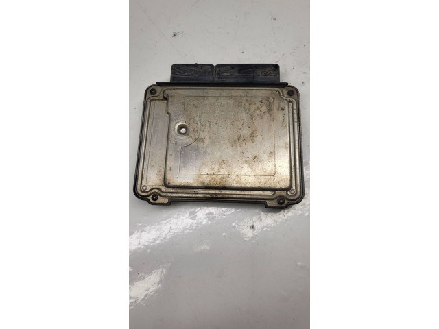 Блок управления двигателя 55193967, 0281011915   Opel Signum