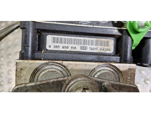Jednotka ABS 0064313812, 0265950618   Mercedes-Benz A W169 2004