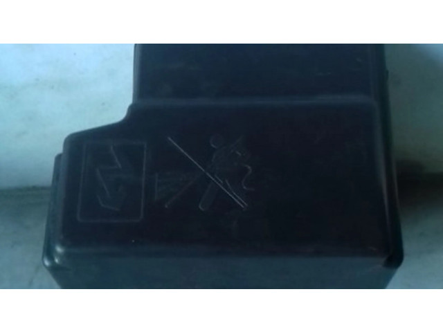   Pojistková skříňka 252361535R   Renault Megane II 2007